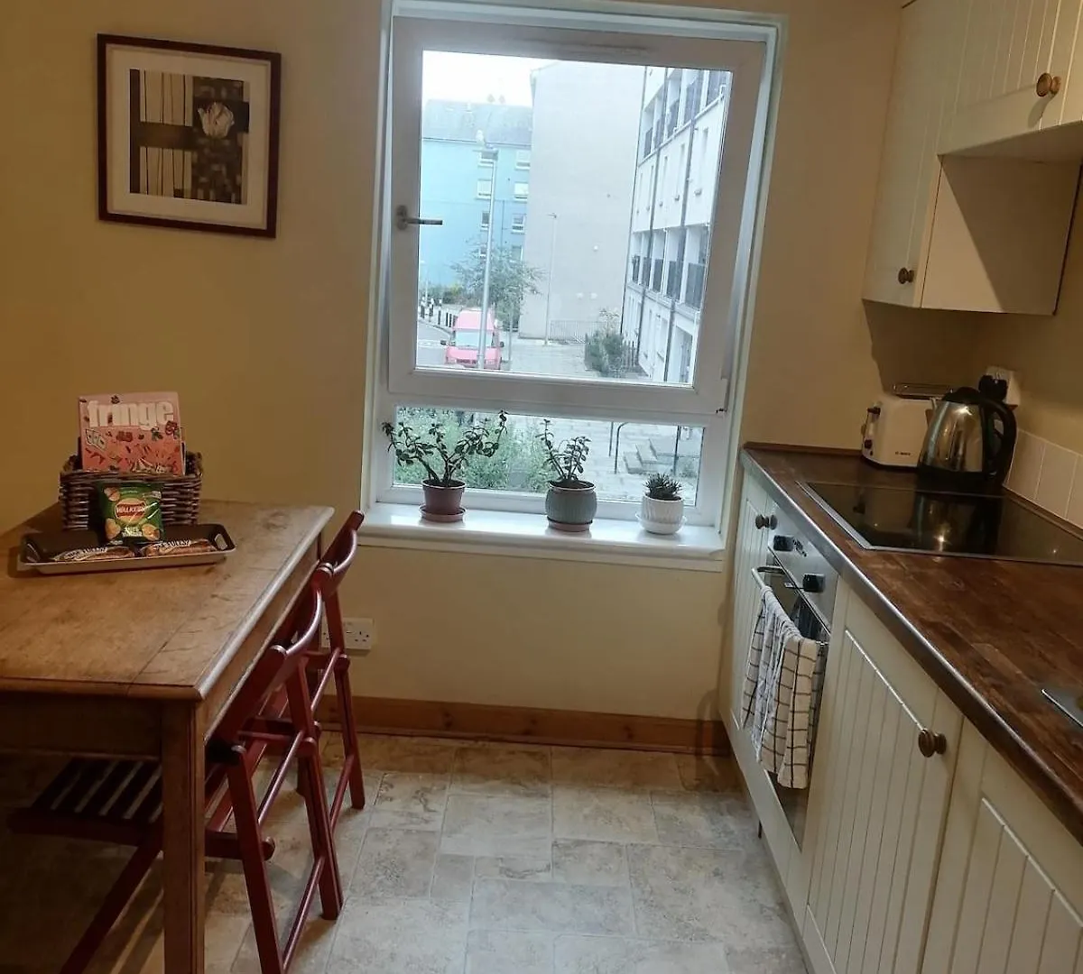 Feng Shui Flat For 4 Apartment Edinburgh